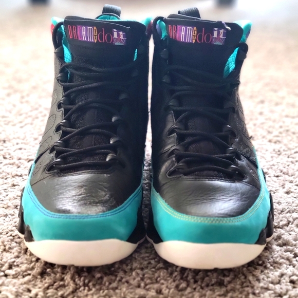 Jordan 9 Retro 2019  'Dream It Do It' - Picture 3 of 11